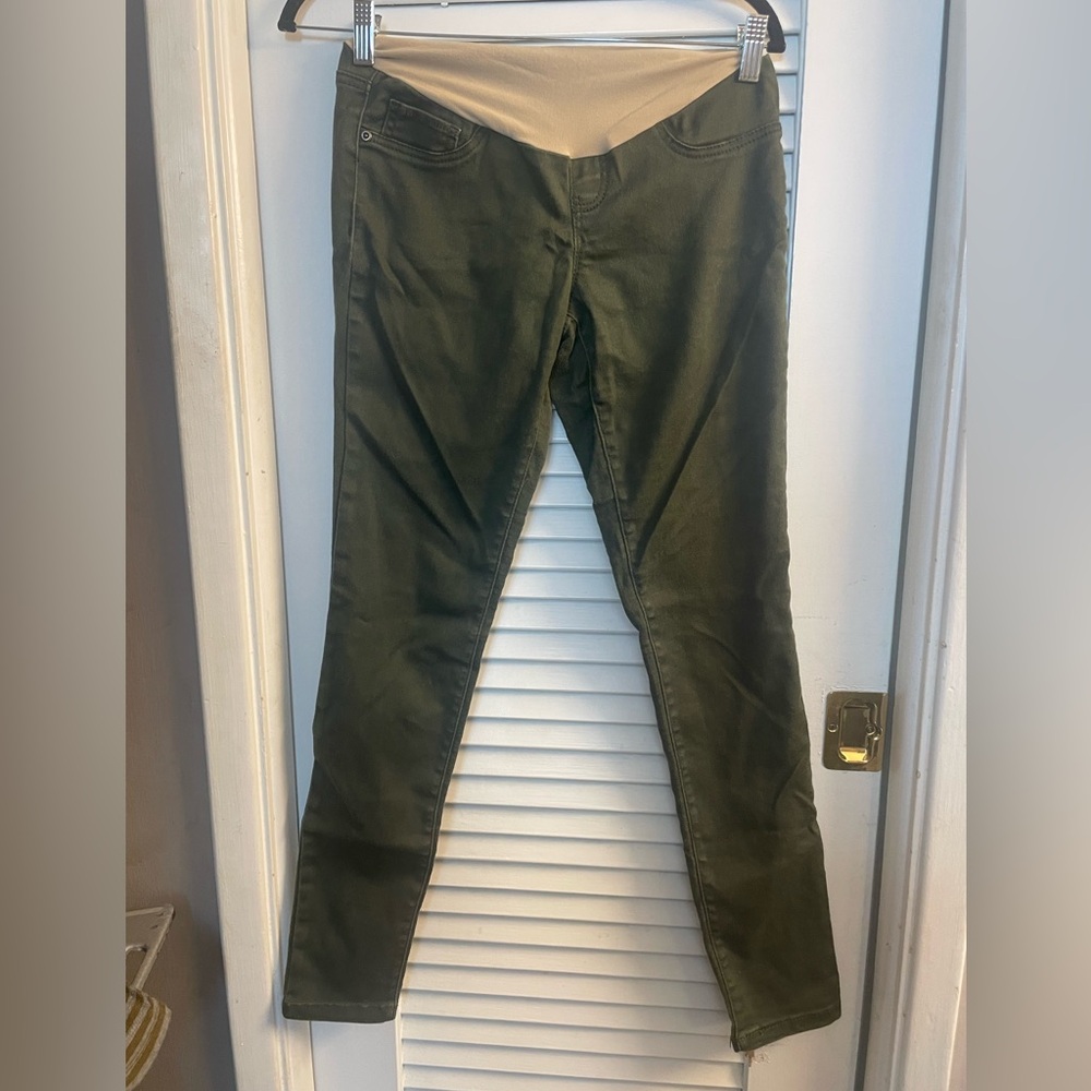 Motherhood Maternity Size XS Hunter Green Skinny Jeans Super Flattering